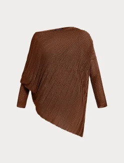 Asymmetrischer Pullover im Rippenmuster