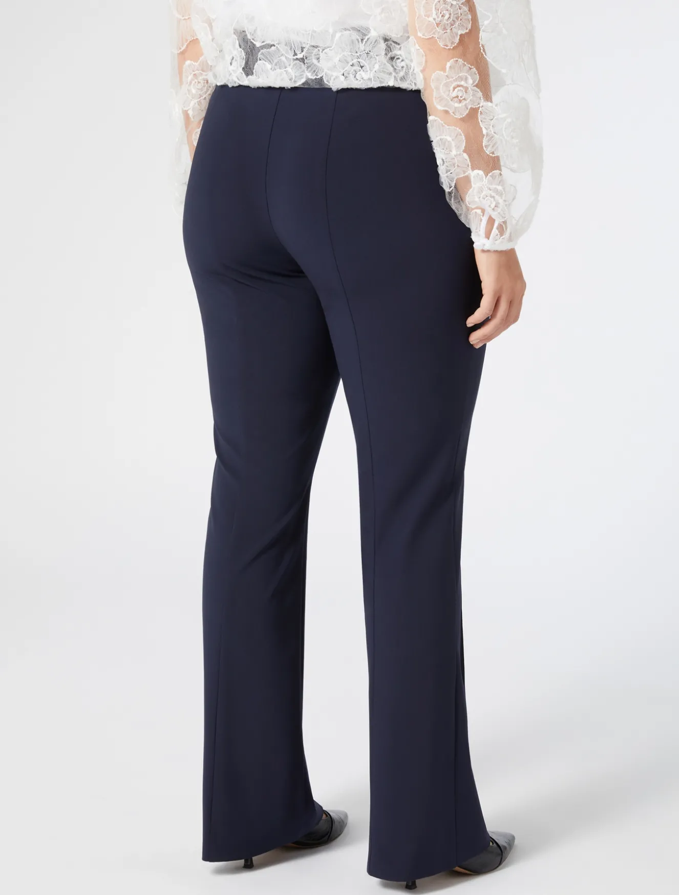 Ausgestellte Hose aus Wollcanvas