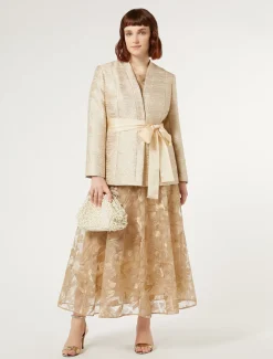 Clutch aus Satin mit Perlen