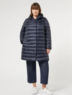 Daunenjacke aus wasserabweisendem Funktionsstoff