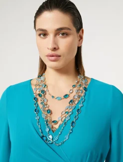 Halskette mit Kristallen