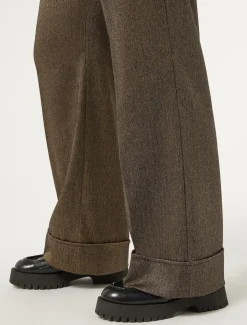 Hose aus garngefärbtem Gewebe und Viskose