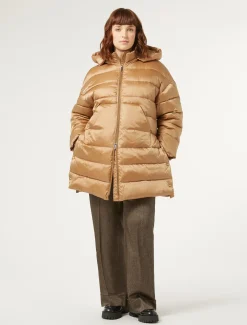 Hose aus garngefärbtem Gewebe und Viskose