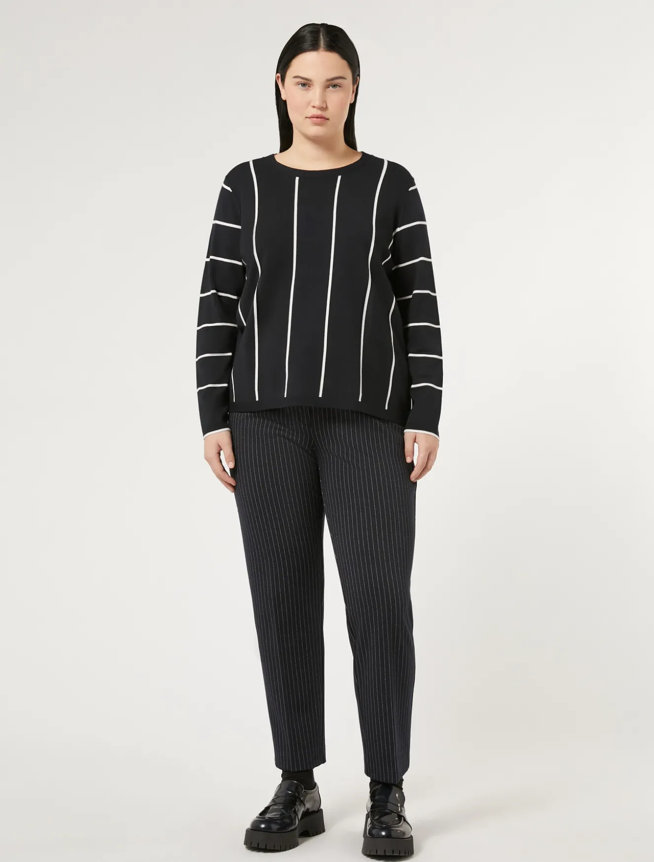 Hose aus Punto Milano Gewebe