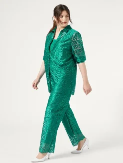 Kasack aus besticktem Tüll