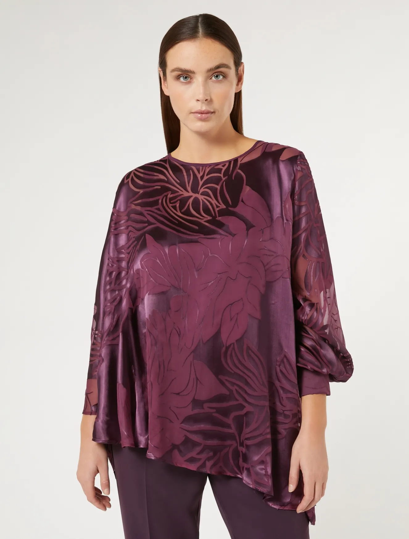 Kasack aus Seiden- und Viskose-Satin