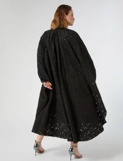 Kleid aus Popeline mit Lochstickerei