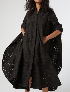 Kleid aus Popeline mit Lochstickerei