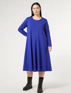 Kleid aus Punto Milano Jersey