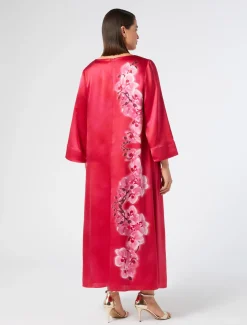 Kleid aus Seidensatin