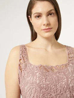 Kleid mit Makramee-Stickerei