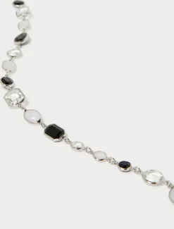 Lange Halskette mit Kristallen