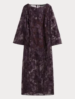 Langer Kasack aus besticktem Tüll