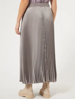 Langer Plisseerock aus Satin