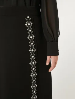 Langer Rock aus Cady mit Strass