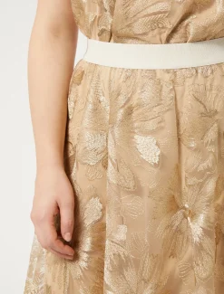 Langer Rock aus Tüll