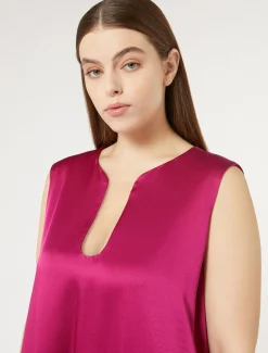Langes Kleid aus Envers-Satin-Crêpe