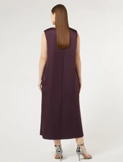 Langes Kleid aus Envers-Satin-Crêpe