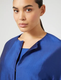 Leichter Mantel aus Shantung-Seide