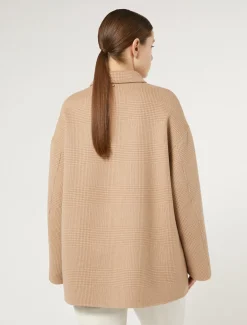 Mantel aus doppellagigem Wollgemisch