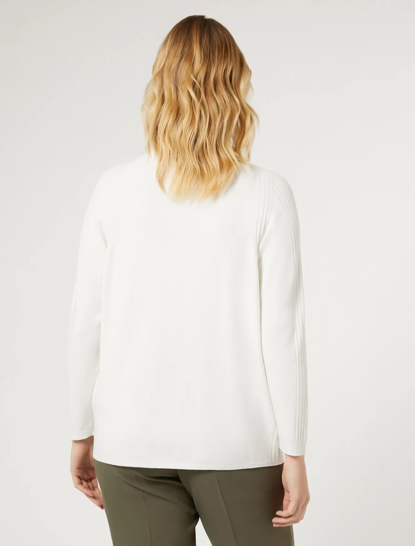 Pullover aus Viskose mit Stretchanteil