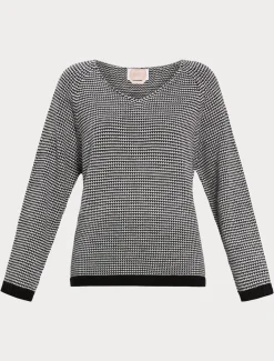 Pullover aus Viskosemischgarn