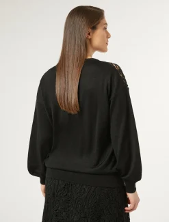 Pullover mit Makramee-Stickerei