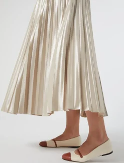 Rock aus laminiertem Jersey