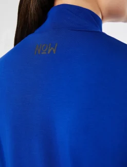 Rollkragenpullover aus weichem Stretch-Viskose-Jersey