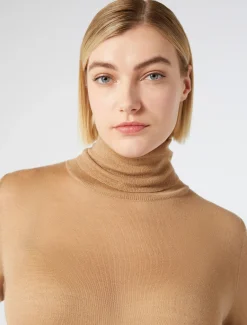 Rollkragenpullover aus Wolle und Kaschmir