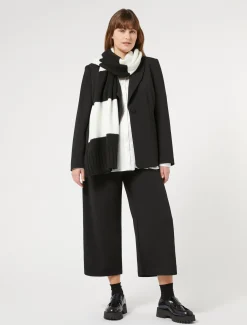 Schal aus Wollmischung