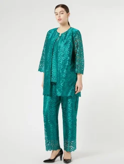 Top aus besticktem Tüll