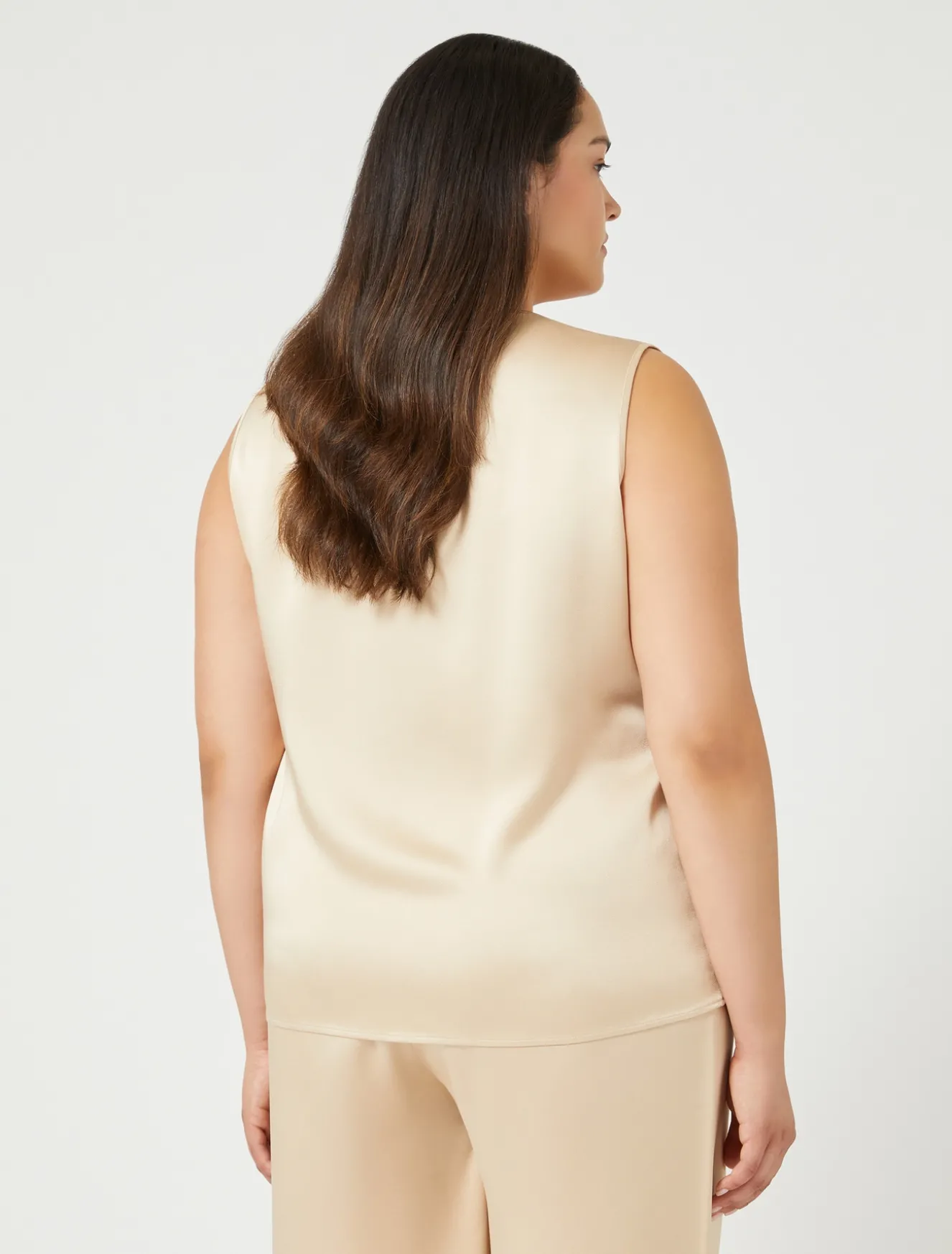 Top aus besticktem Tüll