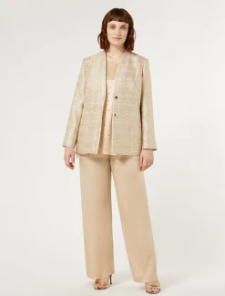 Top aus besticktem Tüll