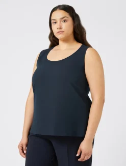 Top aus weich fließendem Stoff