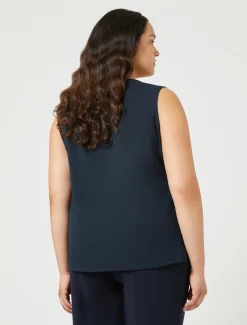 Top aus weich fließendem Stoff